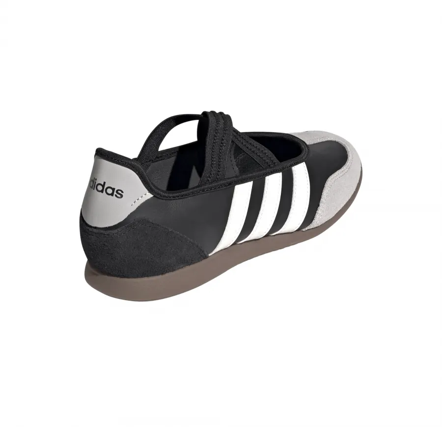 ADIDAS BARREDA MARY JANE HQ7401 CBLACK/CWHITE/GUM5